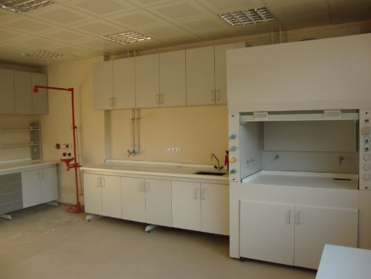 FUME HOOD