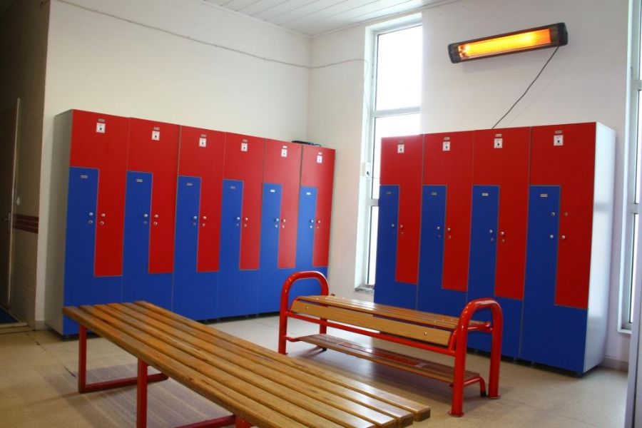 LOCKERS CABINETS